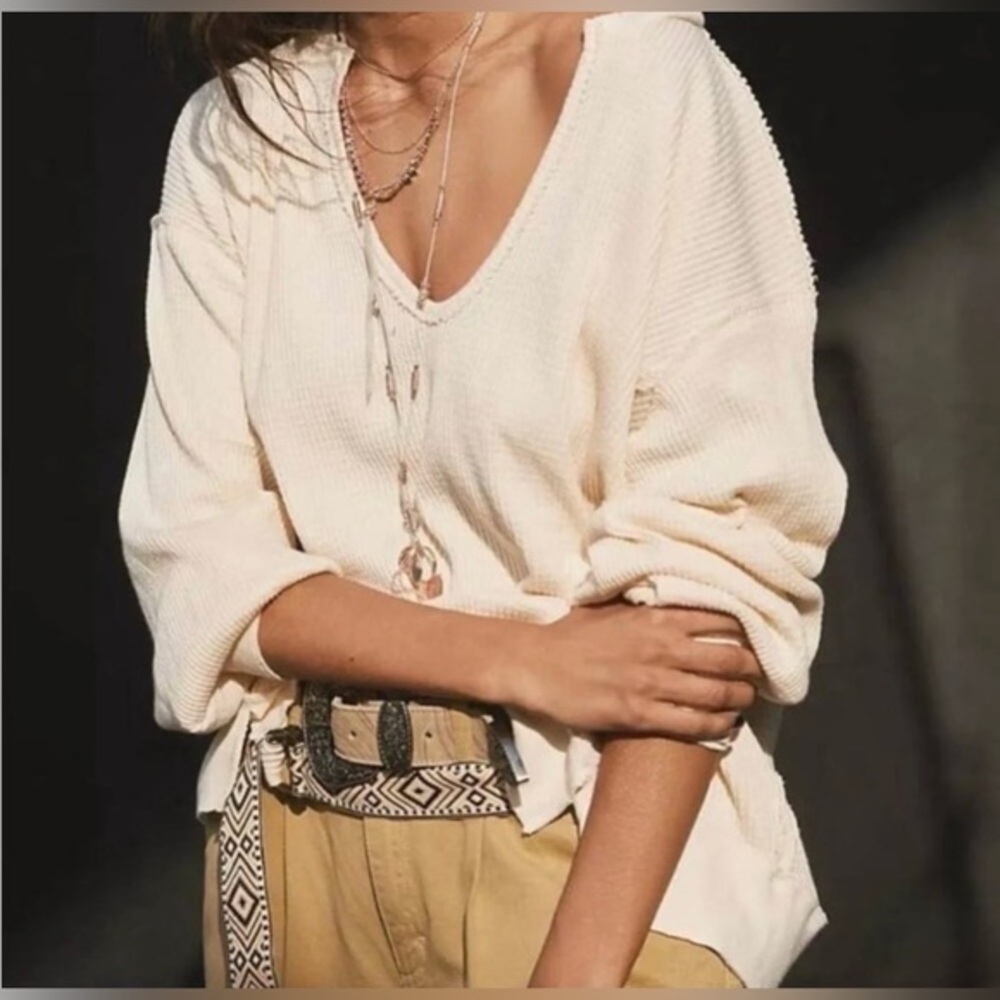NWT Free People M Santa Clara Thermal in Alabaster White Top New V-Neck $78 ret.